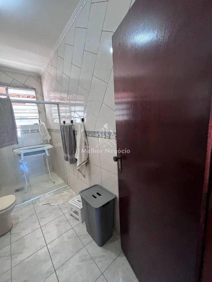 Casa à venda em Hortolândia, Jardim Carmen Cristina, com 2 quartos, com 165 m²