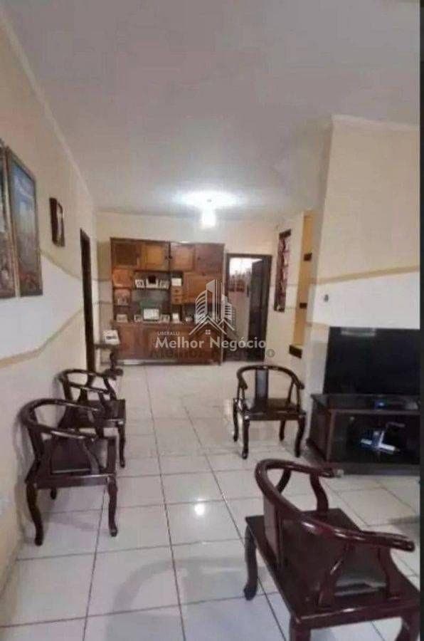 Casa à venda em Santa Bárbara D'Oeste, Jardim São Francisco, com 3 quartos, com 251 m²