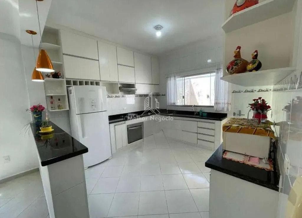Casa à venda em Piracicaba, Jaraguá, com 3 quartos, com 225 m² — foto 5