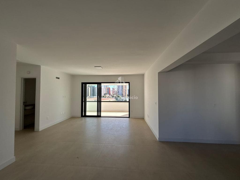 Apartamento à venda em Campinas, Cambuí, com 4 suítes, com 163 m², GERAL — foto 4