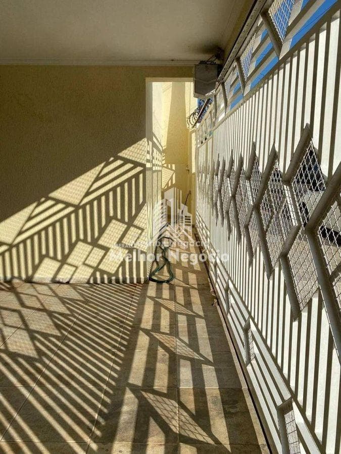 Casa à venda em Hortolândia, Jardim Carmen Cristina, com 2 quartos, com 150 m²