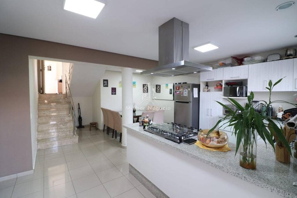 Casa à venda em Valinhos, Jardim Novo Horizonte, com 3 quartos, com 217 m²
