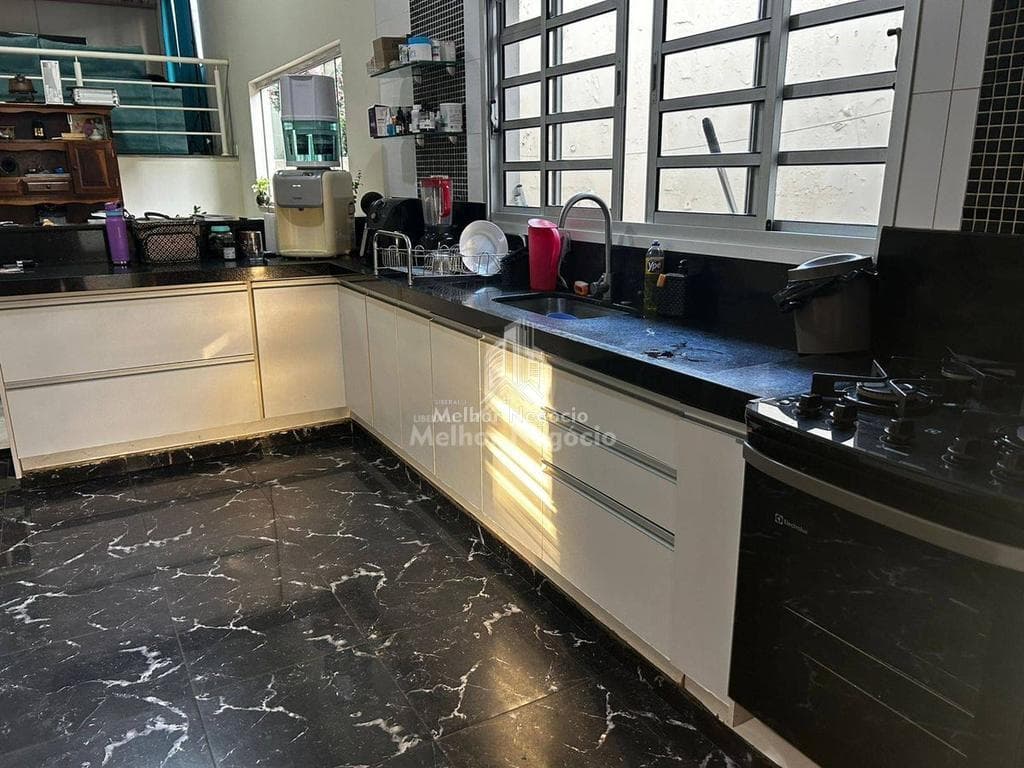 Casa à venda em Paulínia, Jardim Planalto, com 3 quartos, com 270 m² — foto 4
